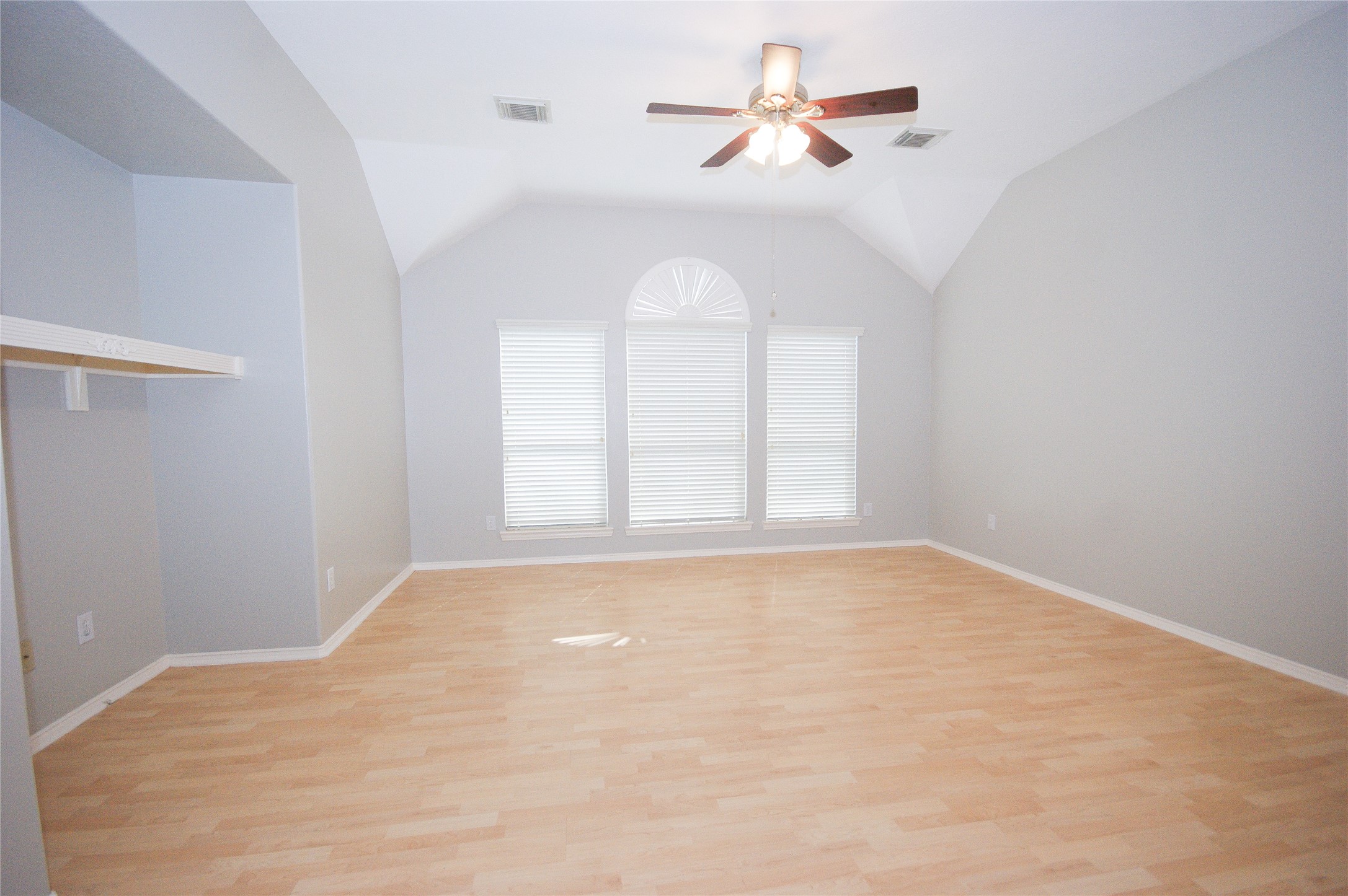 2516 Royal Terns Court Property Photo 16