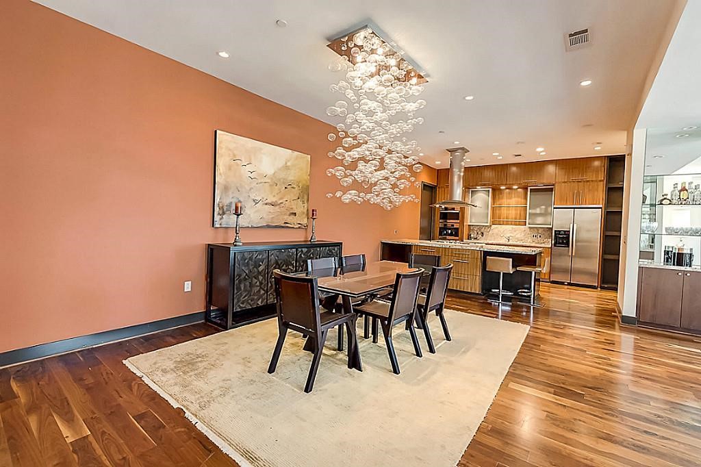 1600 Post Oak 1202 Property Photo 2