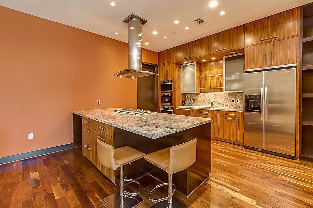 1600 Post Oak 1202 Property Photo 3