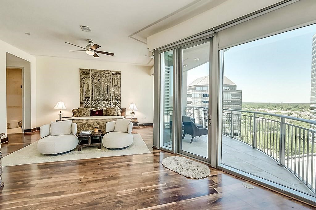 1600 Post Oak 1202 Property Photo 8