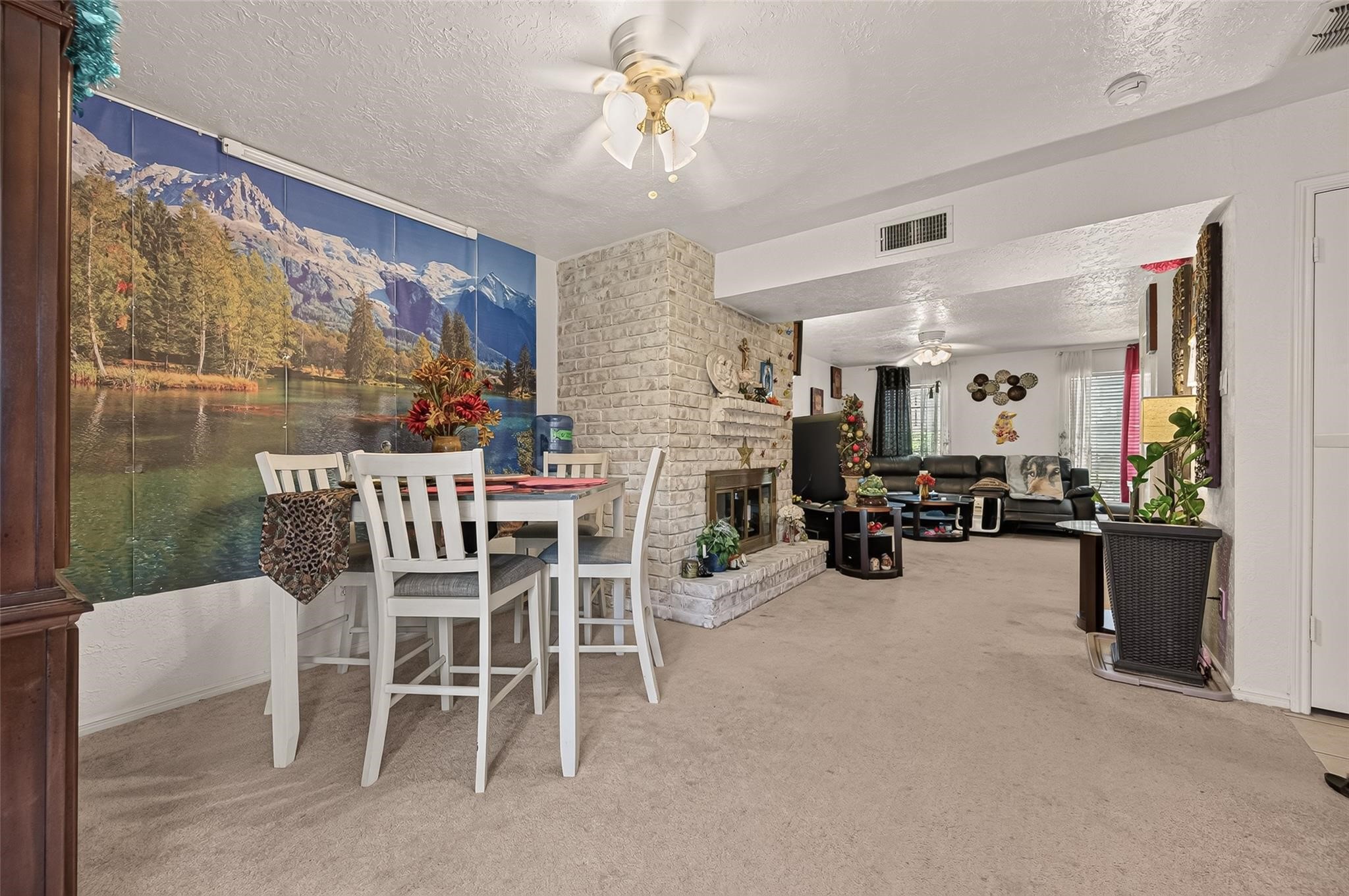 14769 Perthshire Road Property Photo 10
