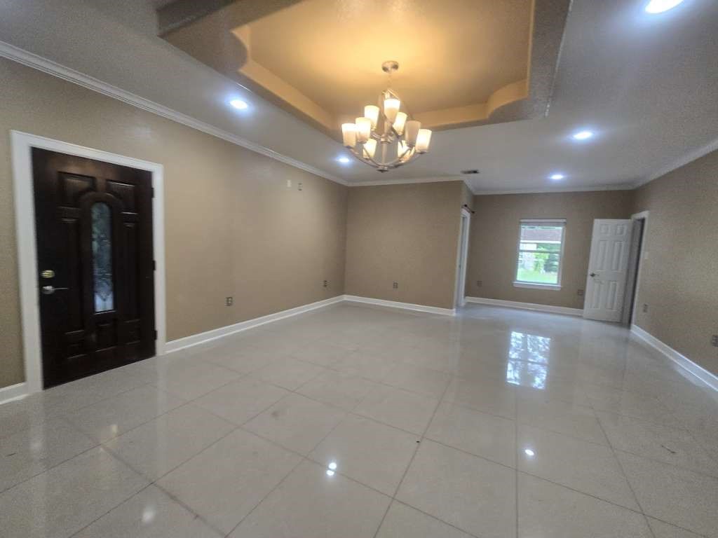 11529 Warner Road Property Photo 2