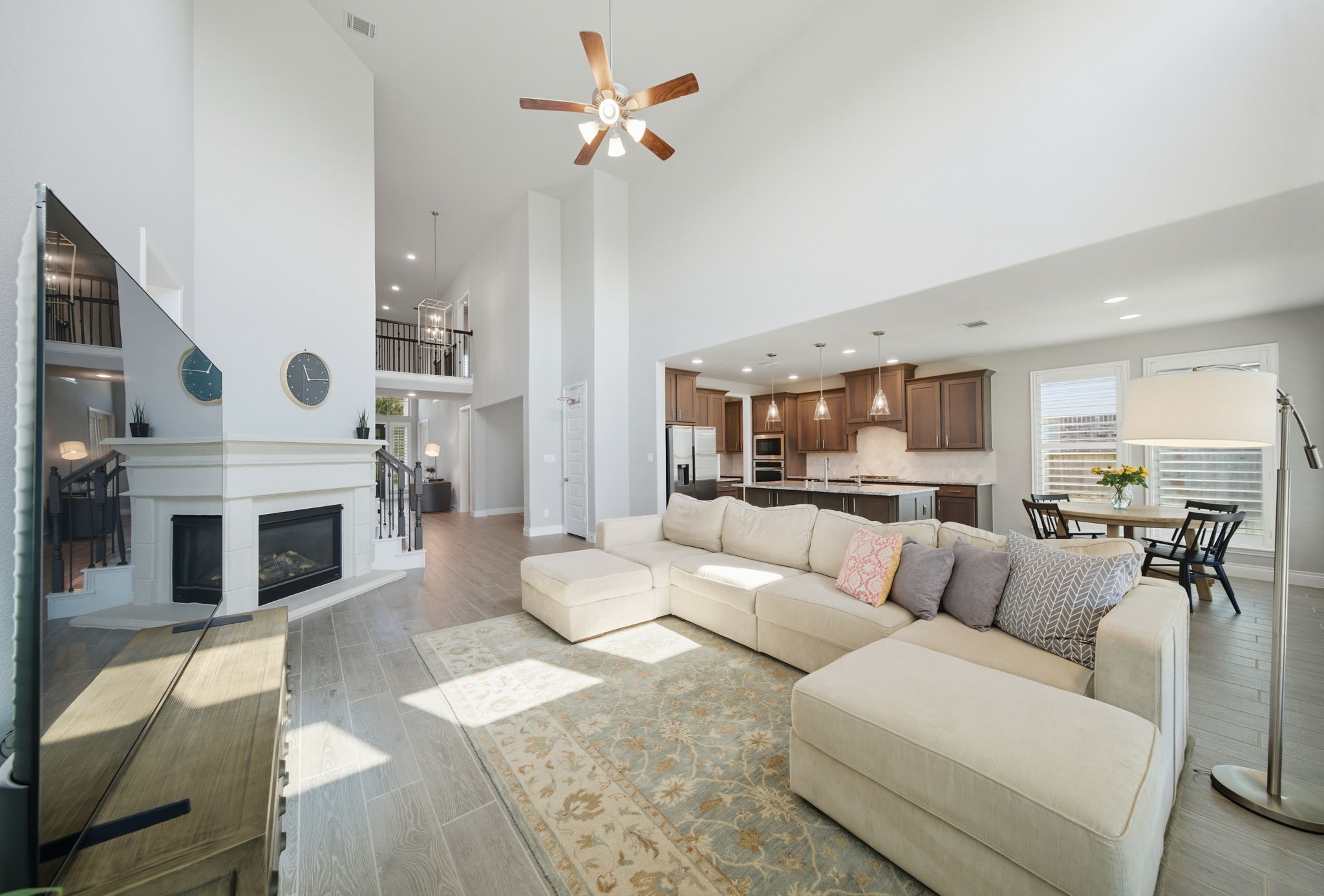 6923 Red Oak Drive Property Photo 15