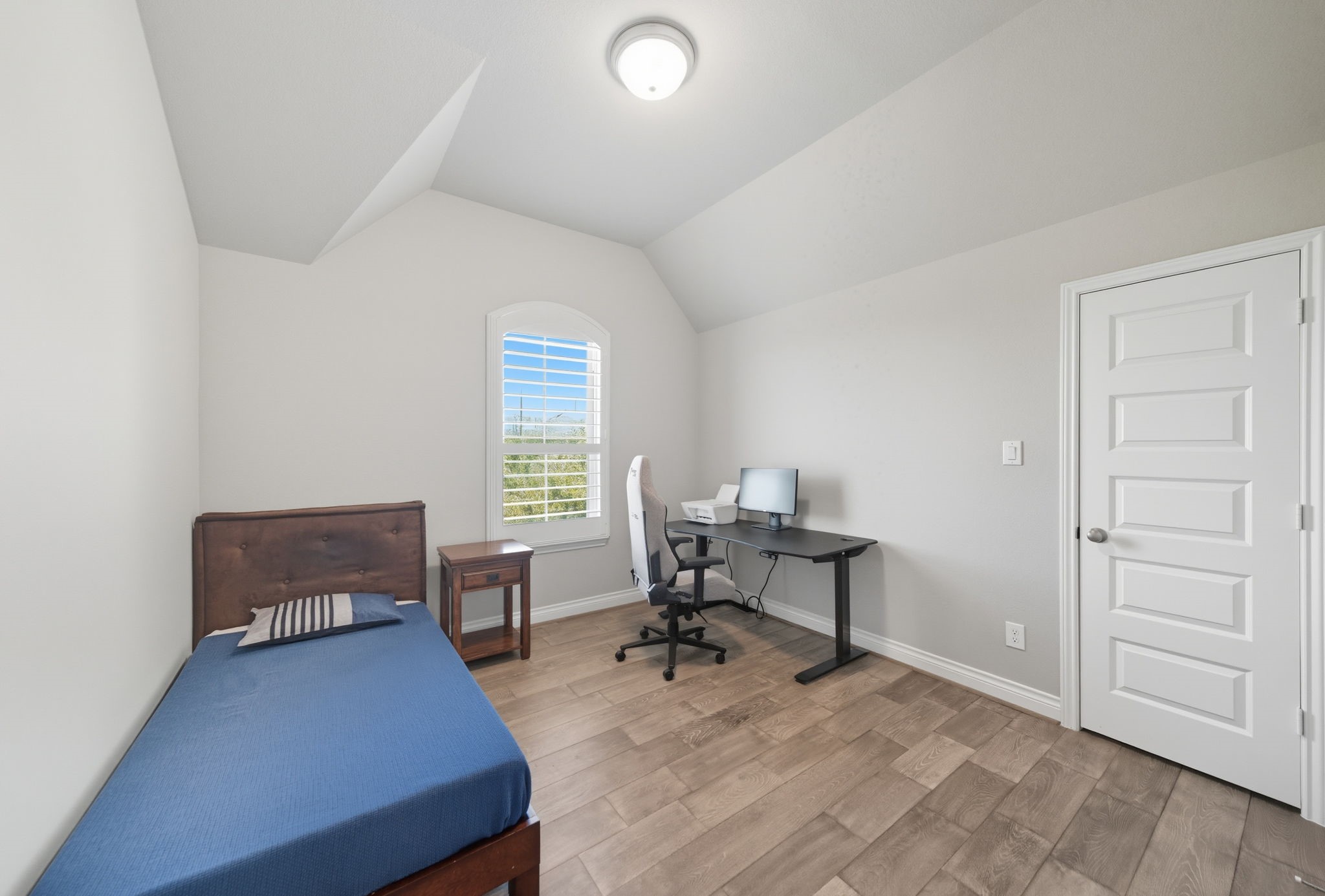 6923 Red Oak Drive Property Photo 33