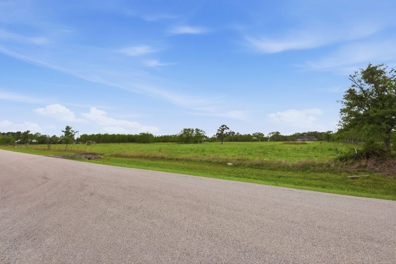 Lot 2 Avenue E
