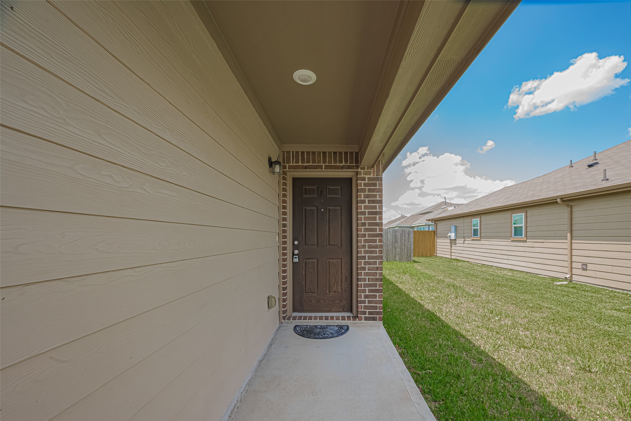 20726 Westfield Grove Place Property Photo 3