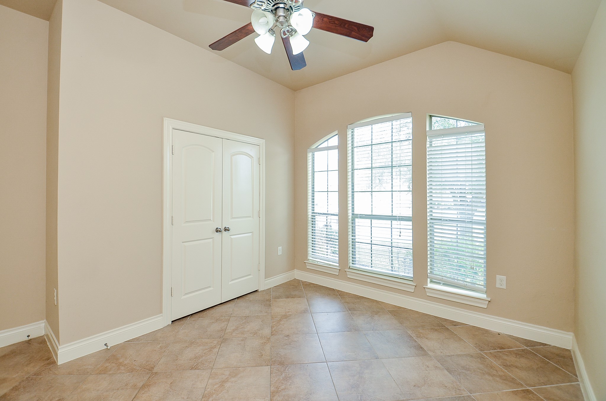 13018 Barn Course Drive Property Photo 5