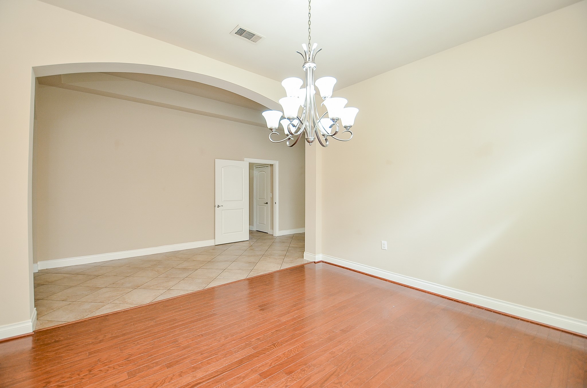13018 Barn Course Drive Property Photo 10