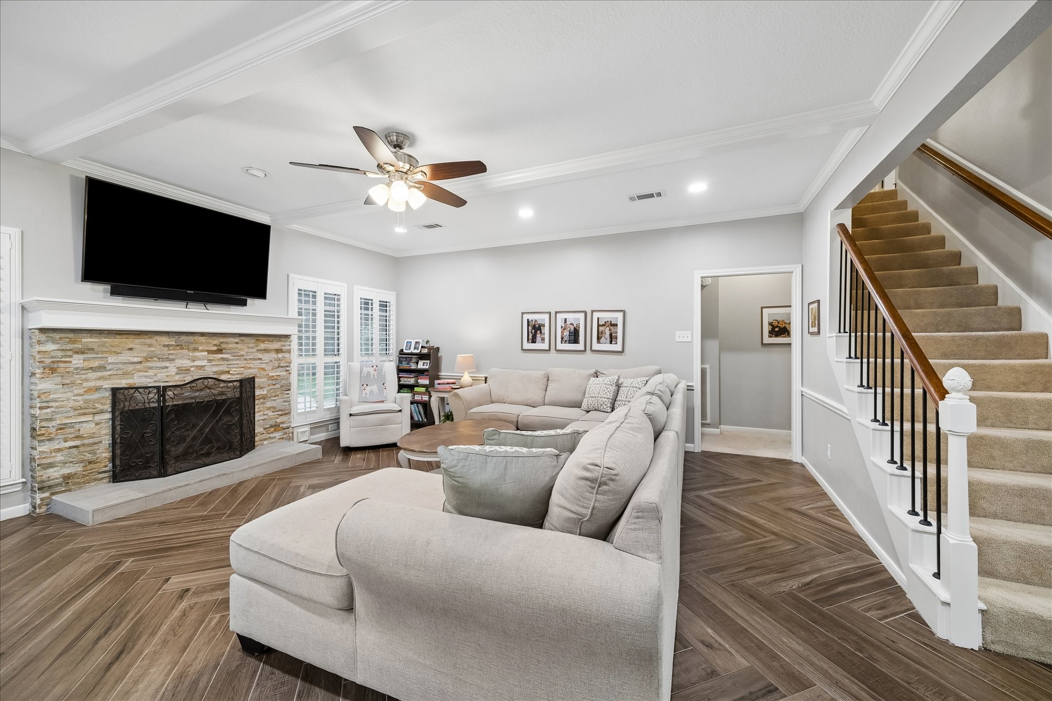 2411 Kings Lodge Drive Property Photo 15