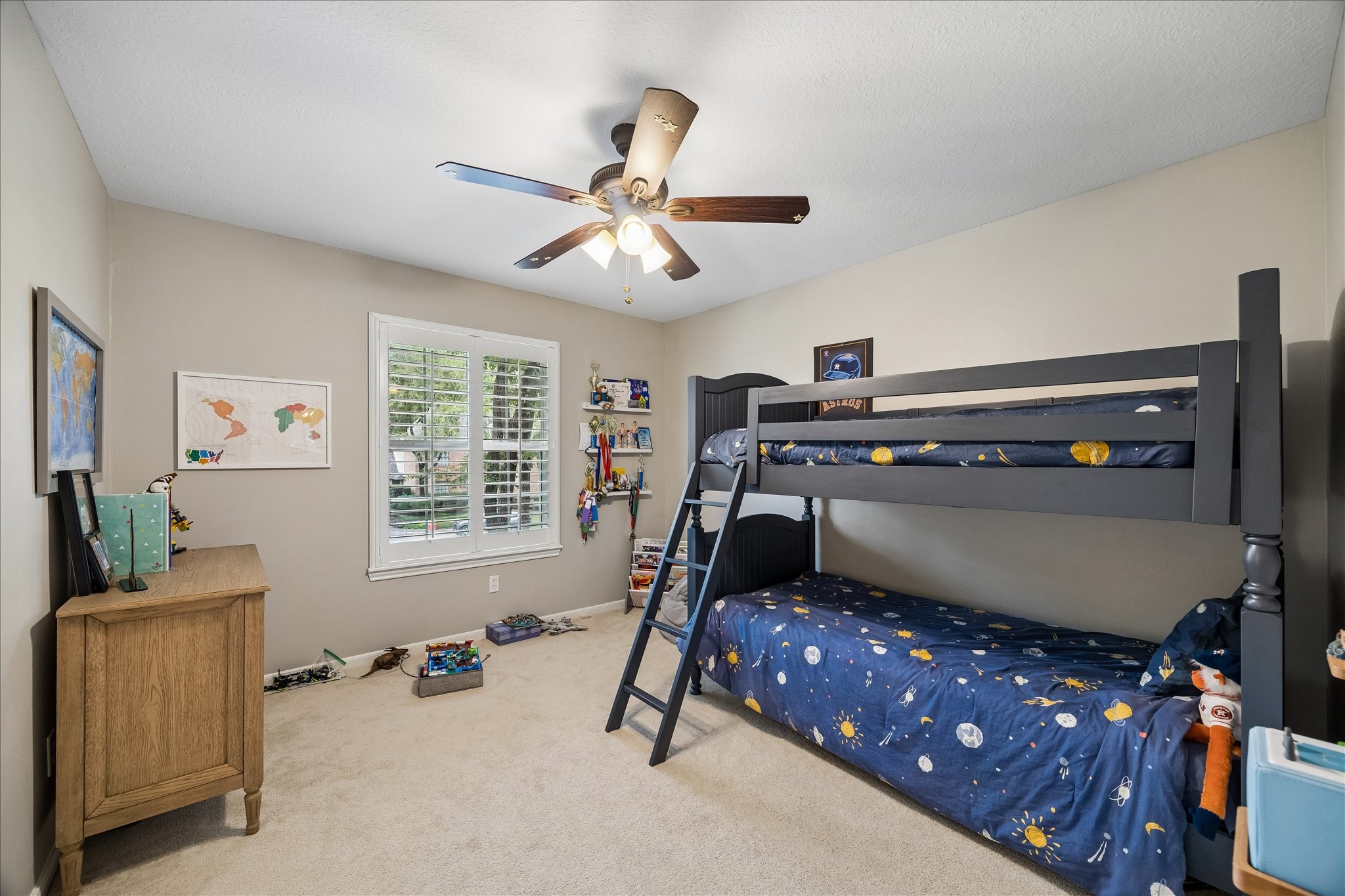 2411 Kings Lodge Drive Property Photo 21