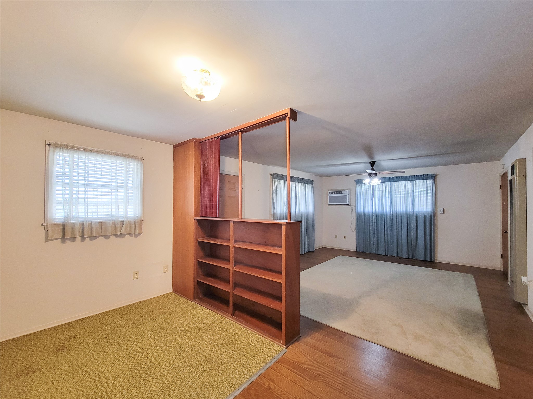 432 N Holland Street Property Photo 8