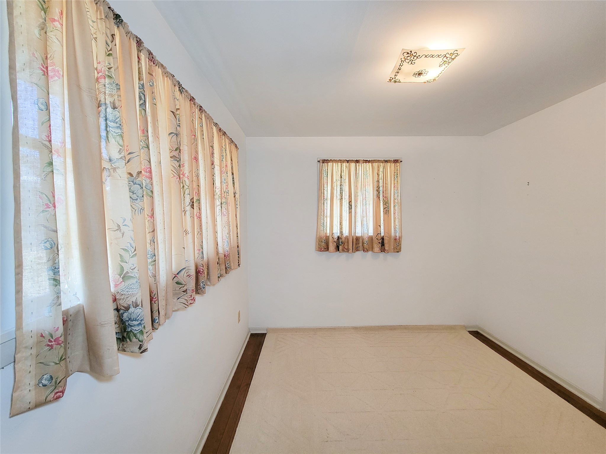 432 N Holland Street Property Photo 14