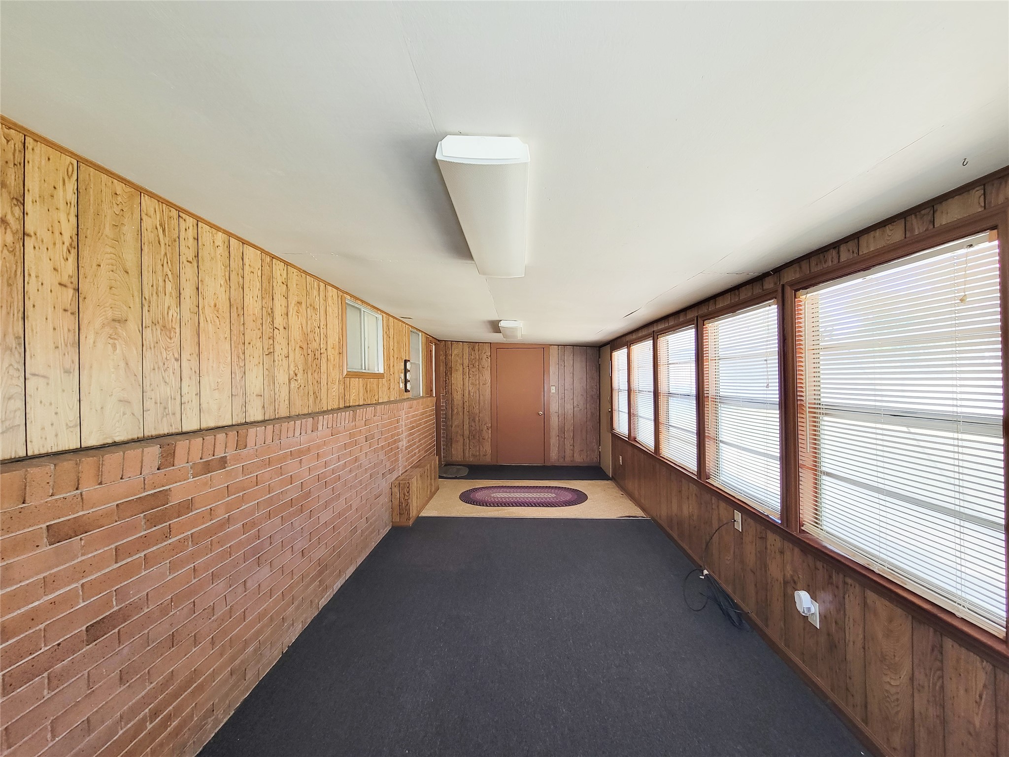 432 N Holland Street Property Photo 20