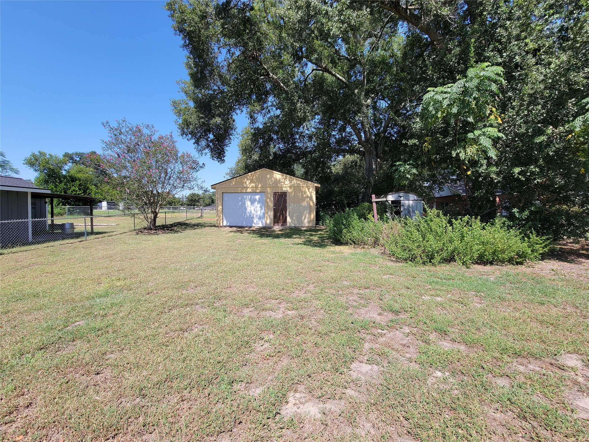 432 N Holland Street Property Photo 22