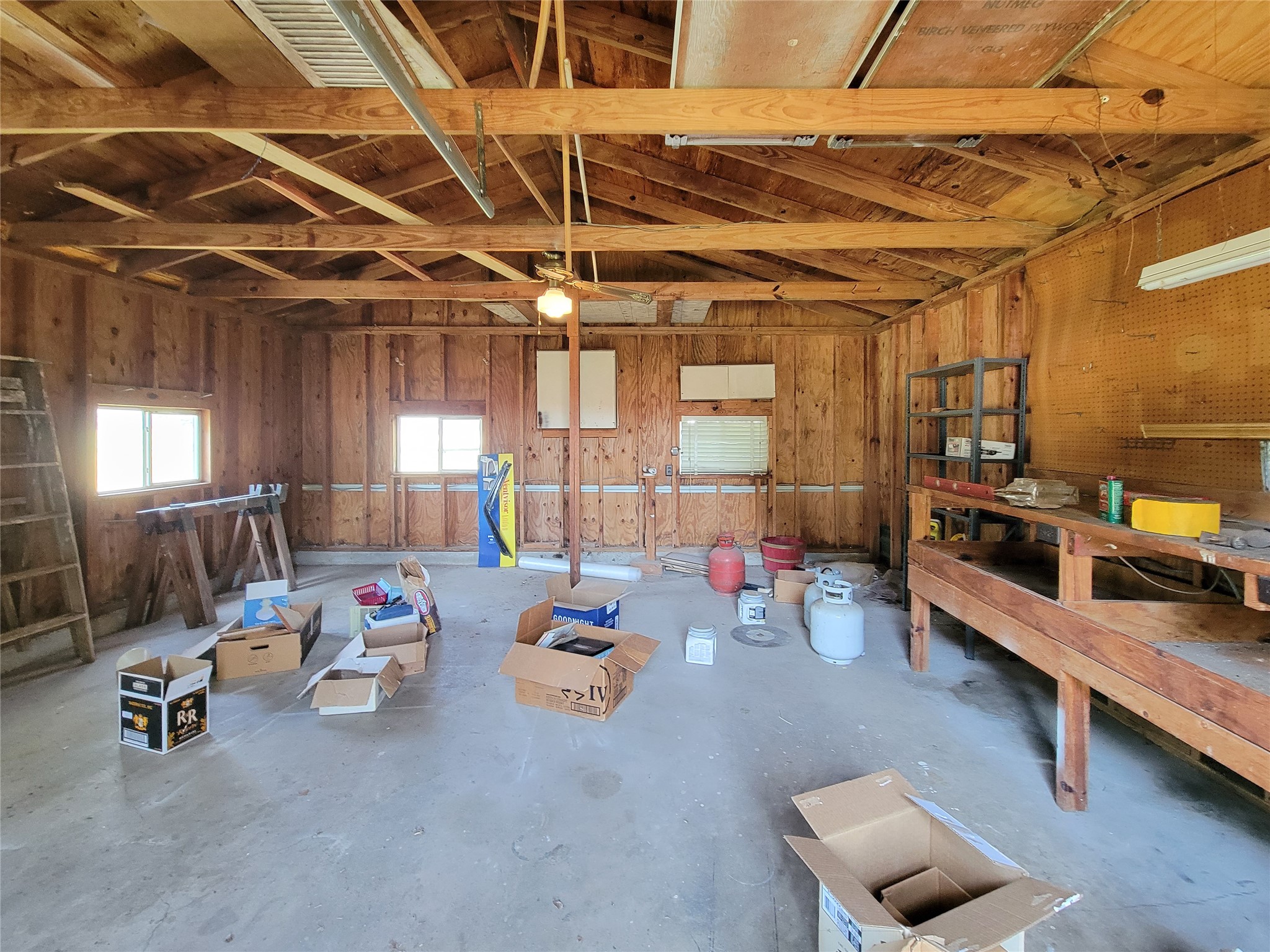 432 N Holland Street Property Photo 24