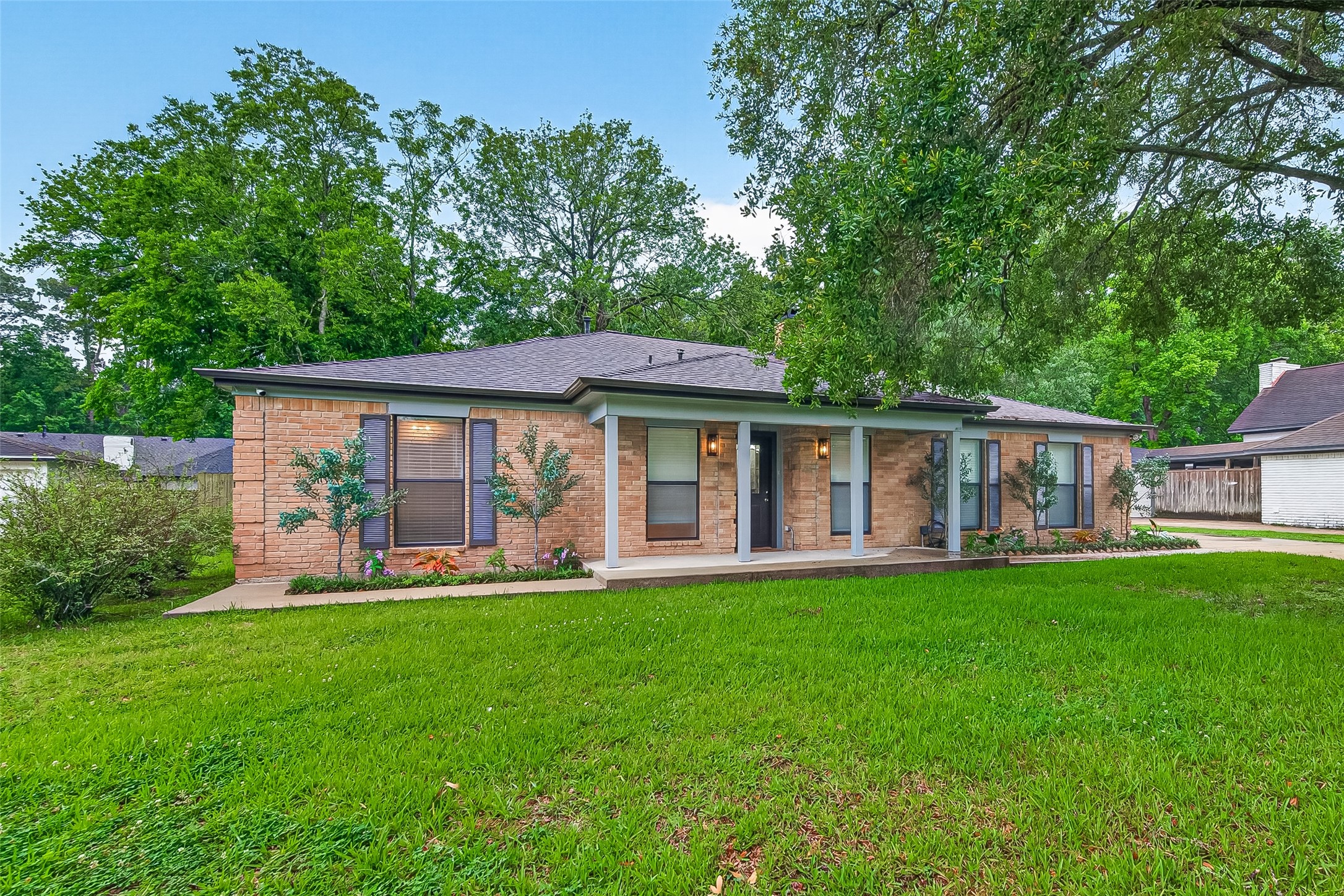 548 Brandon Road Property Photo 4