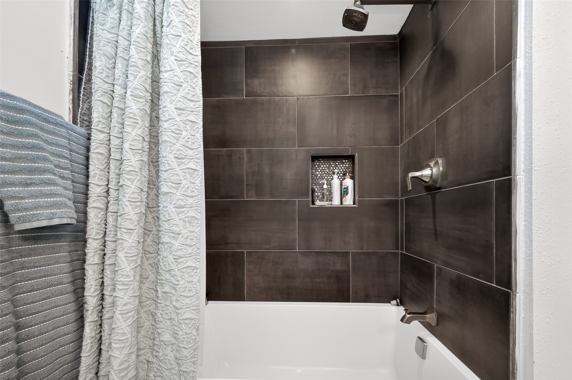 548 Brandon Road Property Photo 32