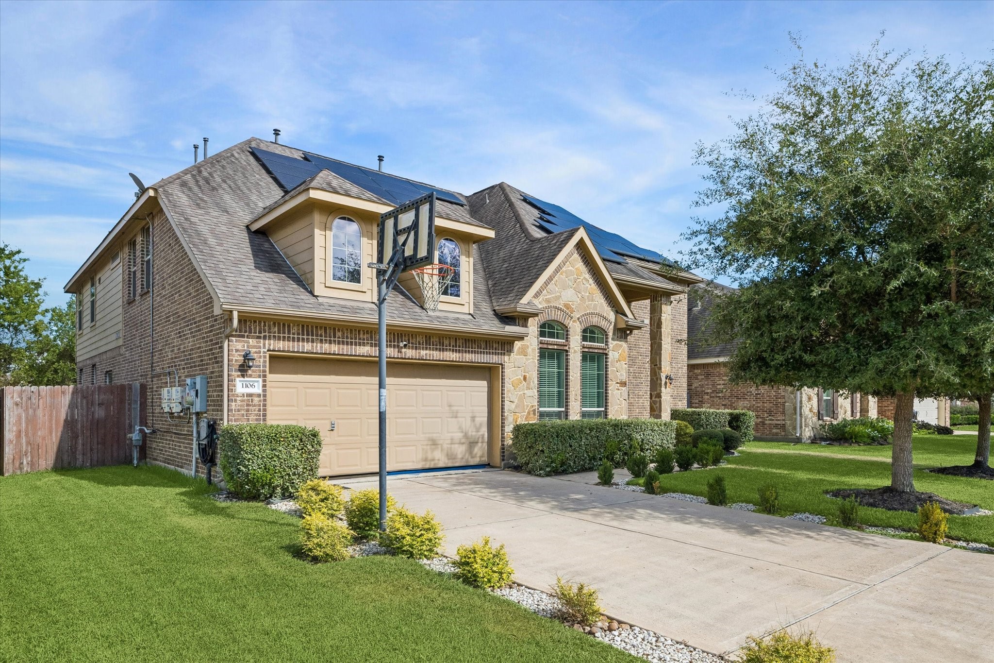 1106 Boxwood Place Property Photo 1