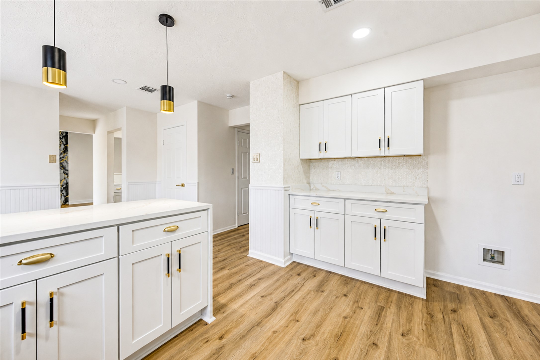 16011 Pinyon Creek Drive Property Photo 13