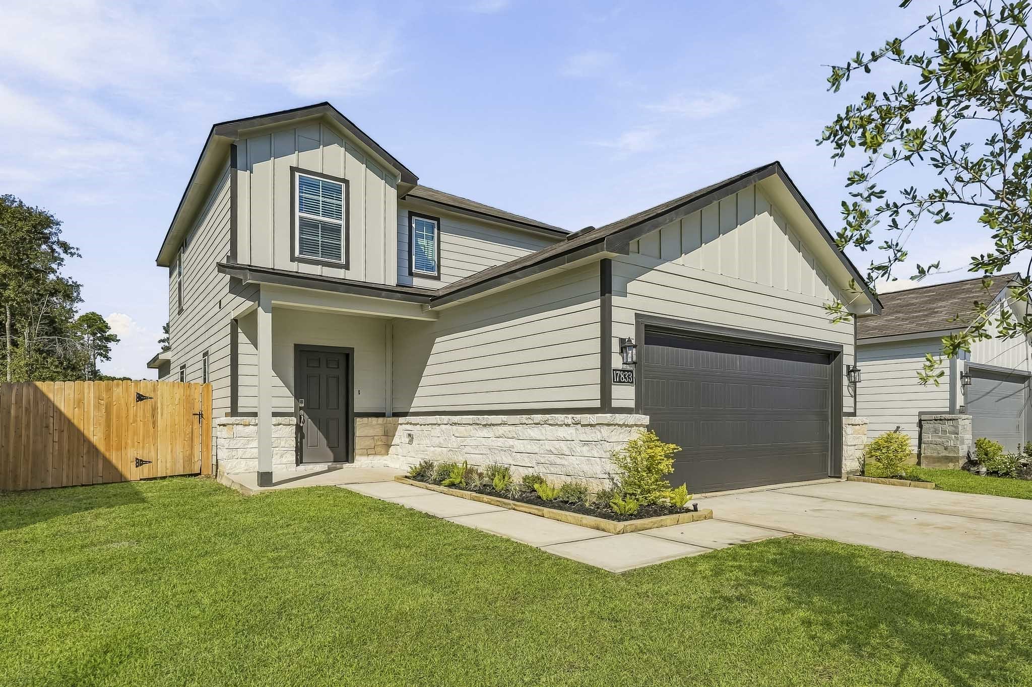 17833 Lionheart Road Property Photo 2