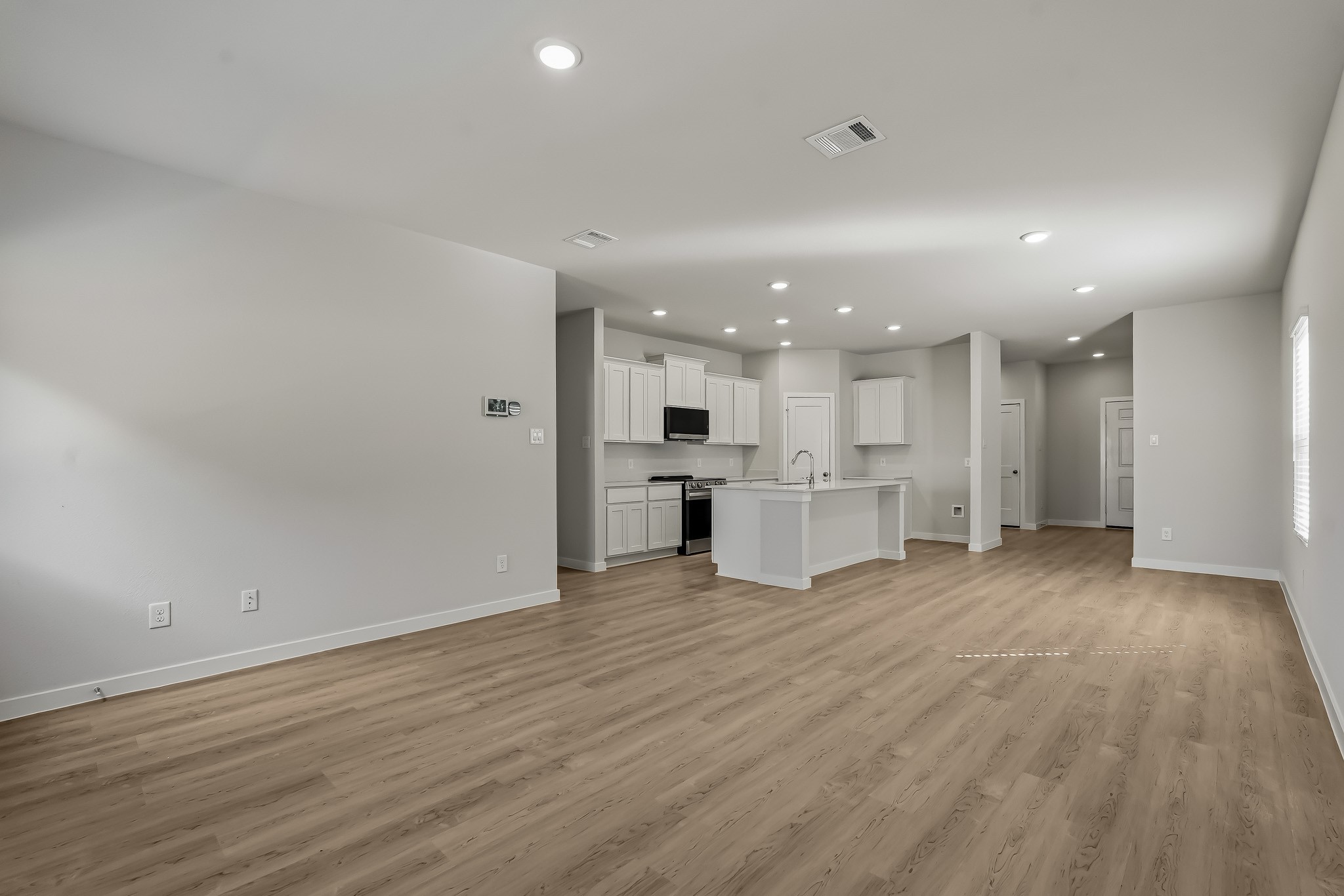 17833 Lionheart Road Property Photo 9