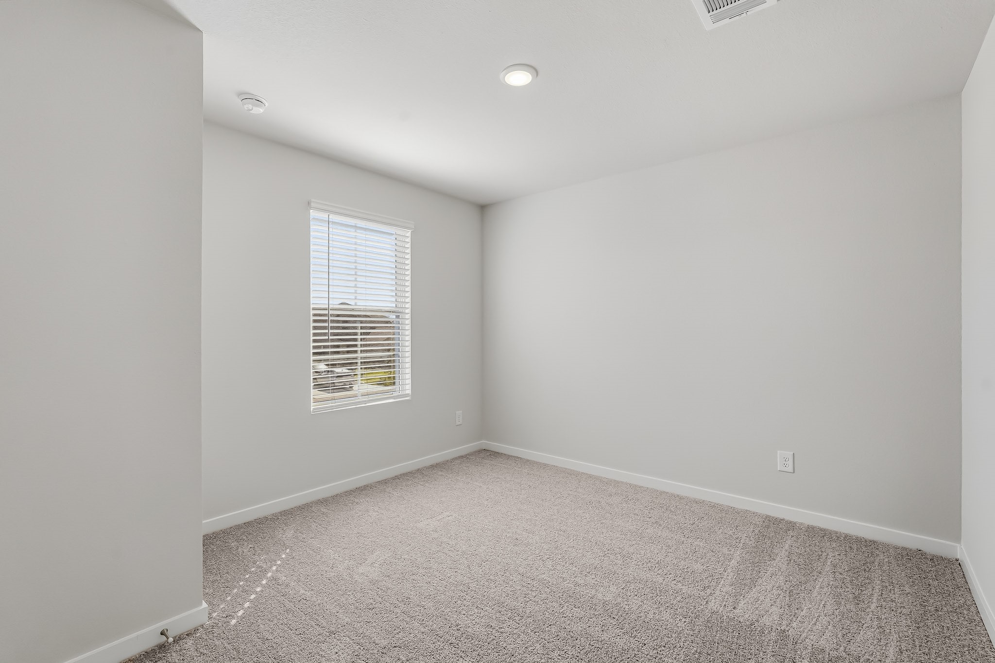 17833 Lionheart Road Property Photo 18