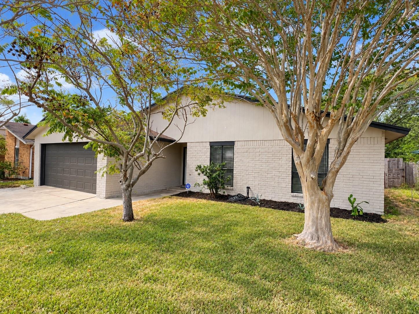 966 Bramling Circle, Corpus Christi Tx 78418 Property Photo 2