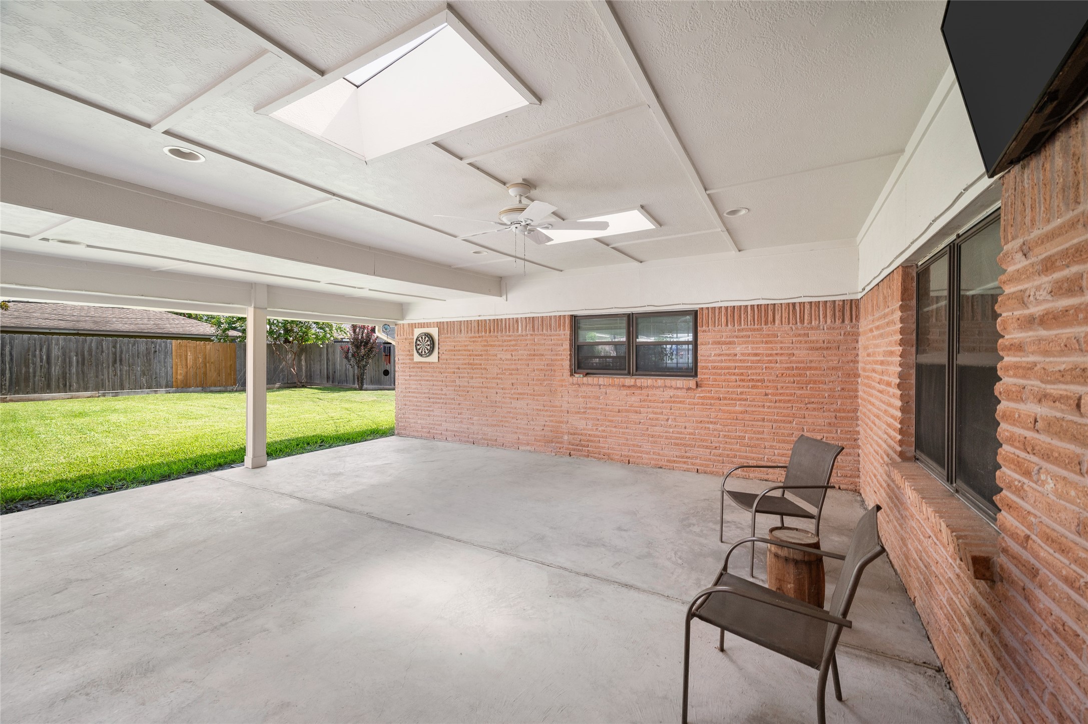 1815 Droxford Drive Property Photo 9