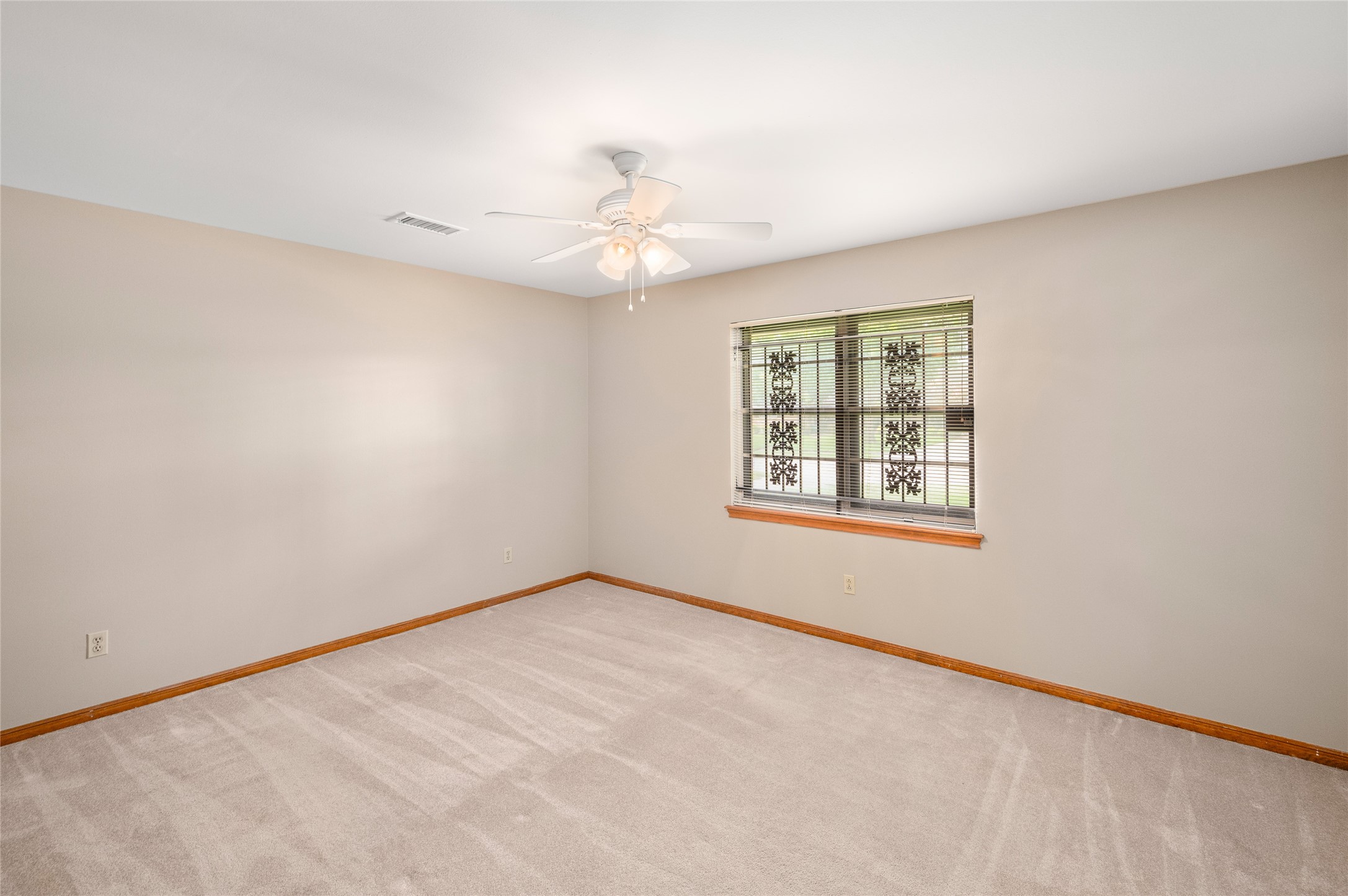 1815 Droxford Drive Property Photo 29