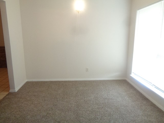 8402 Lone Bridge Lane Property Photo 4