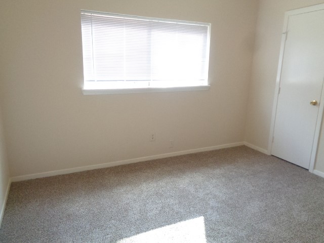 8402 Lone Bridge Lane Property Photo 12