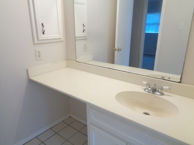 8402 Lone Bridge Lane Property Photo 14