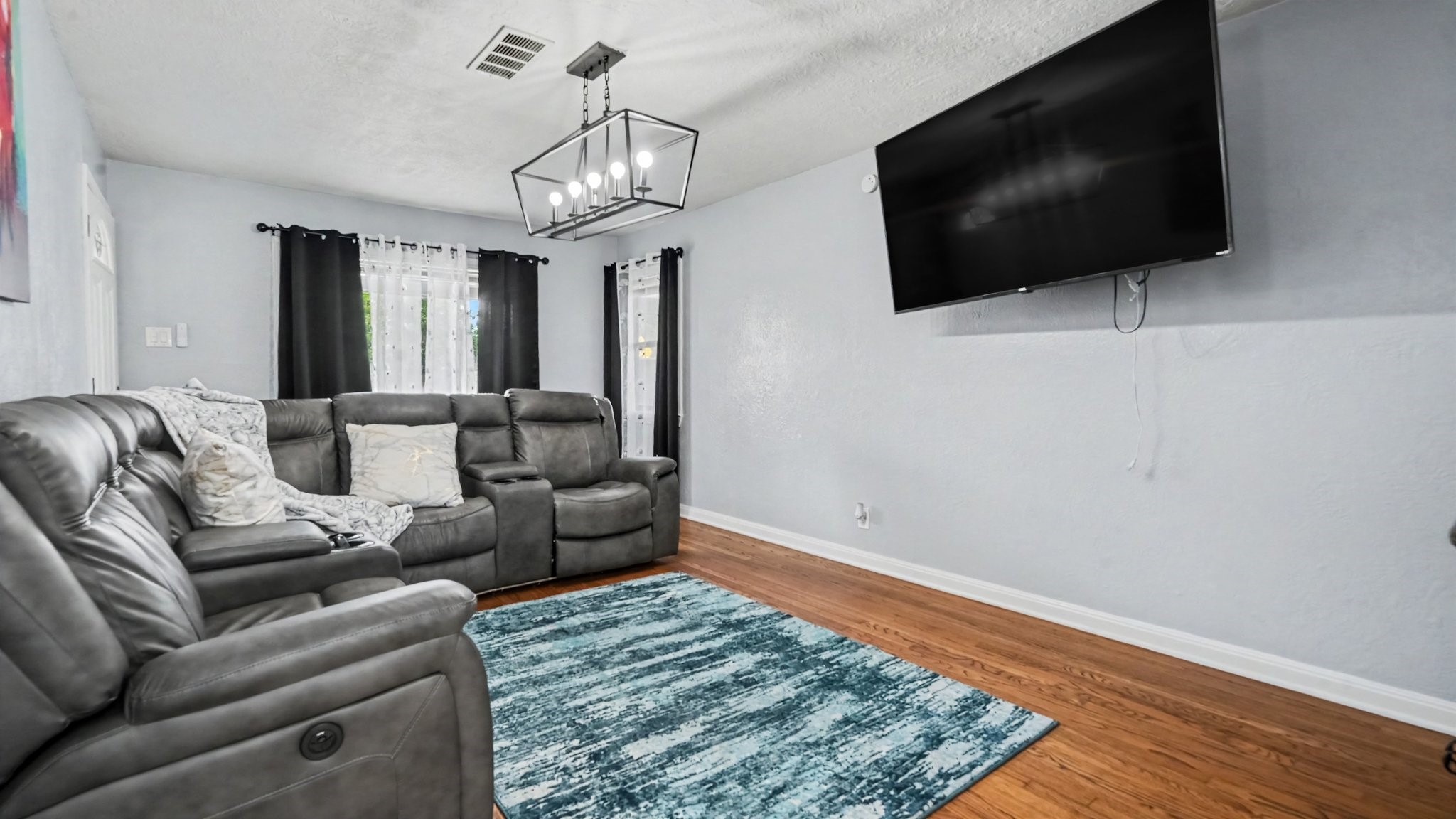 12453 Dorwayne Court Property Photo 6