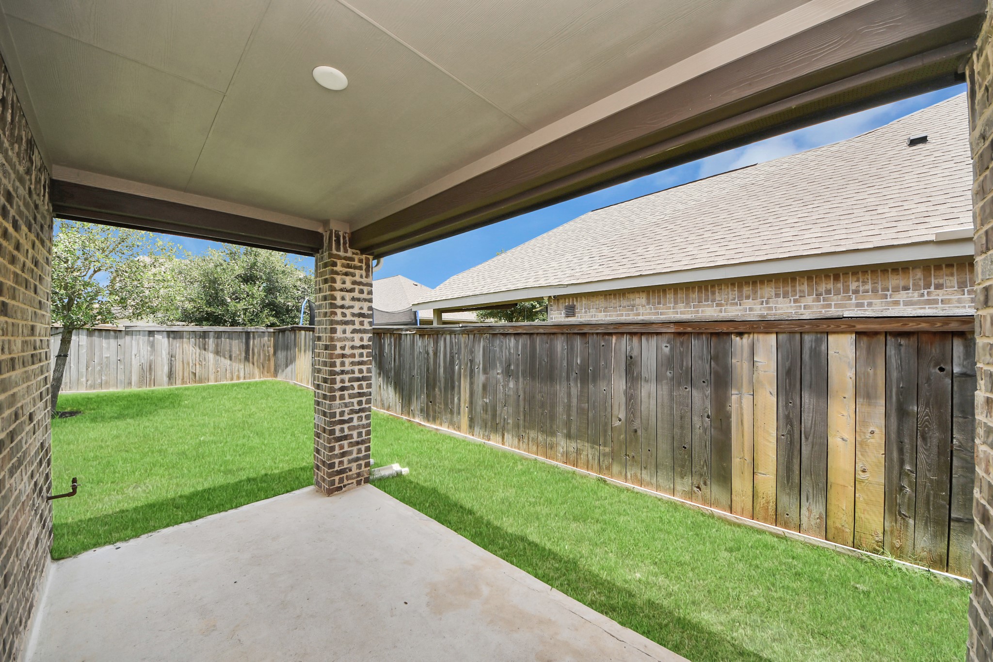 16011 Monument Hill Crossing Property Photo 35
