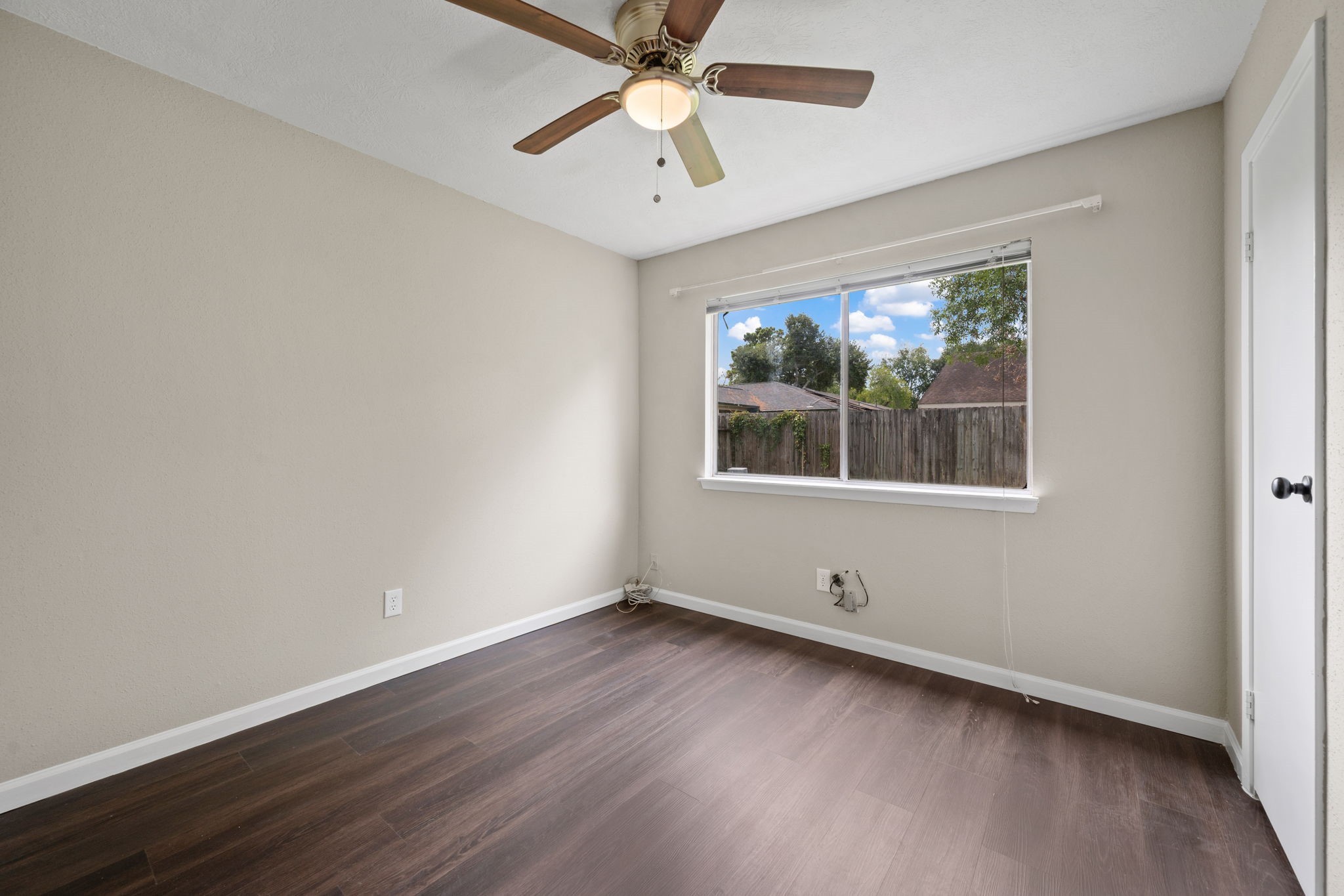 20023 Bambiwoods Drive Property Photo 12
