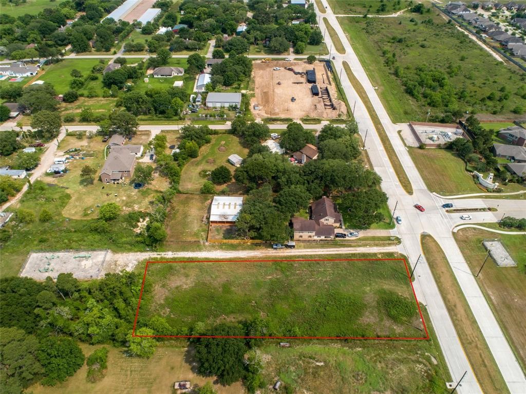 10712 Katy Gaston Road Property Photo 3