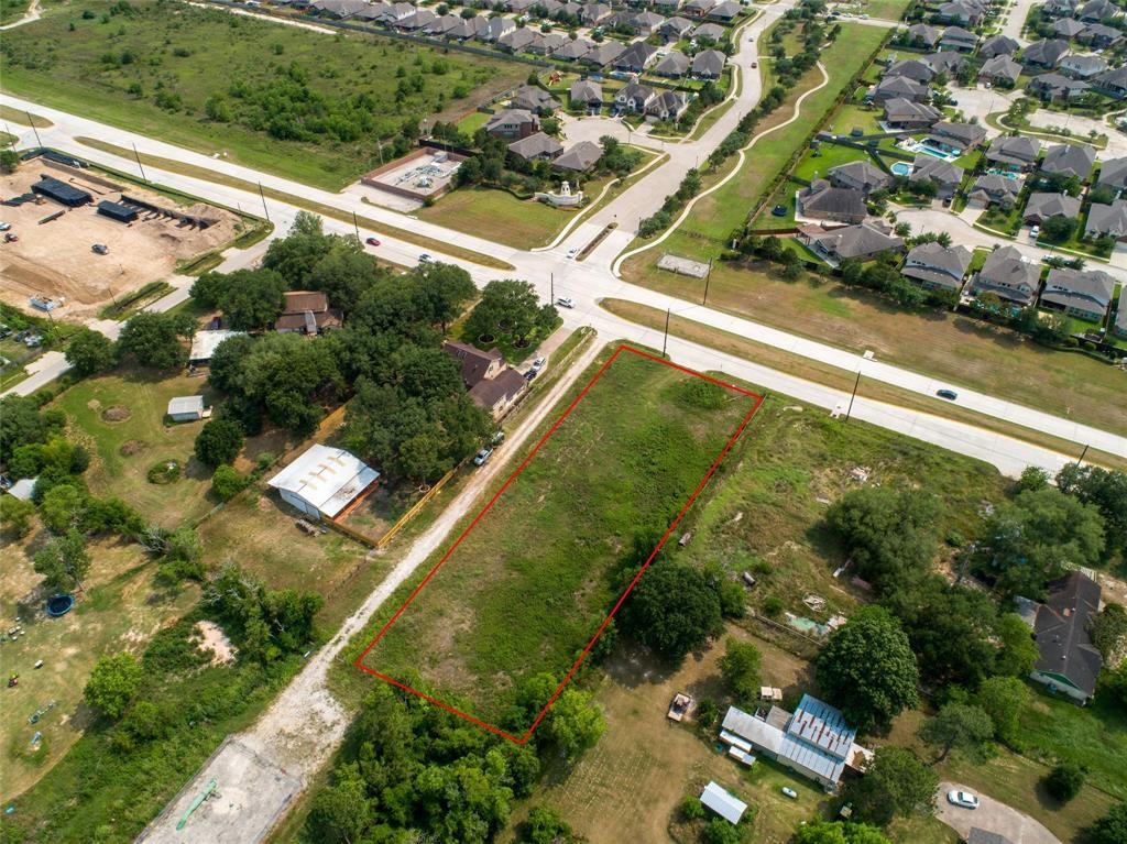 10712 Katy Gaston Road Property Photo 4