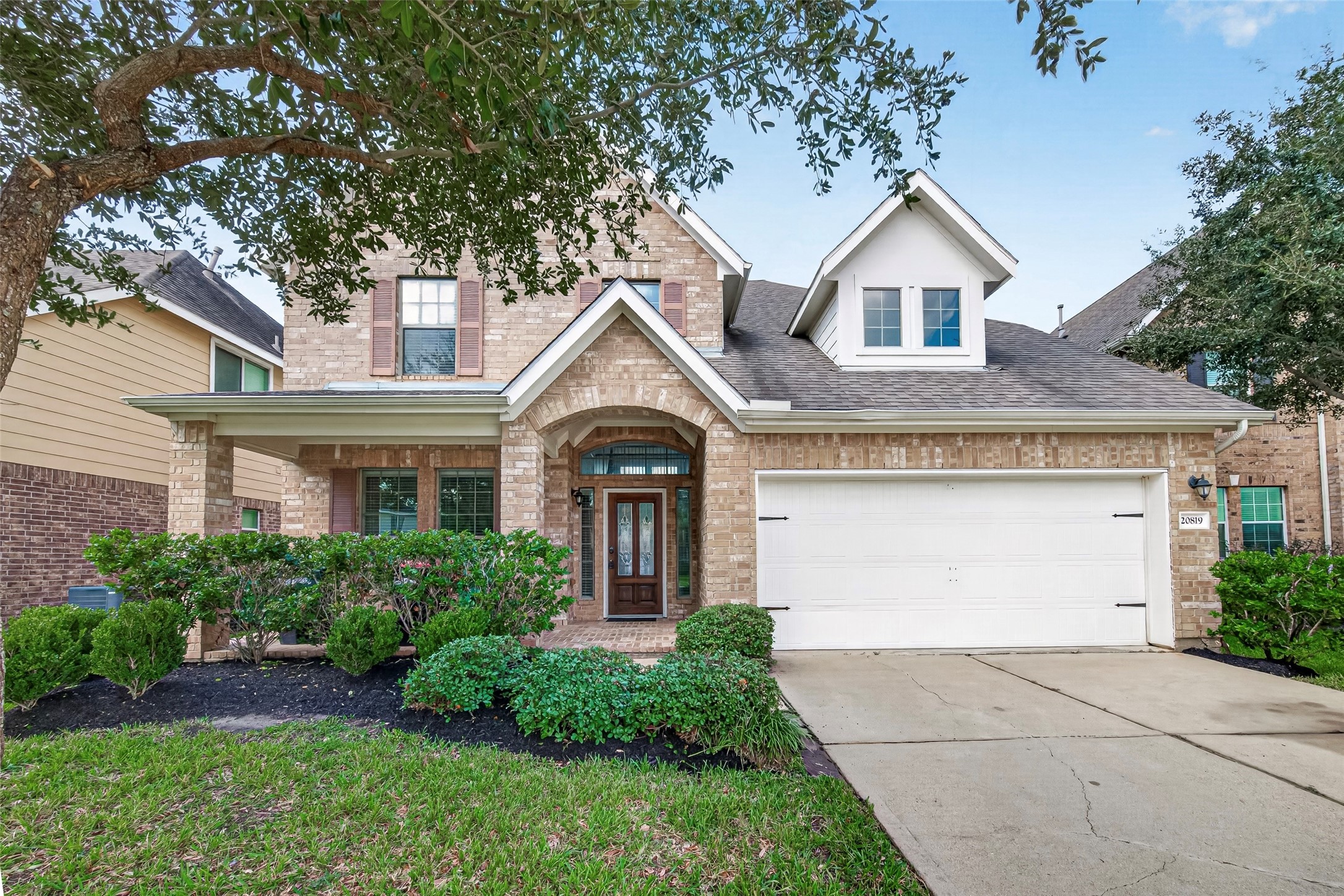20819 Borax Bend Court Property Photo 2