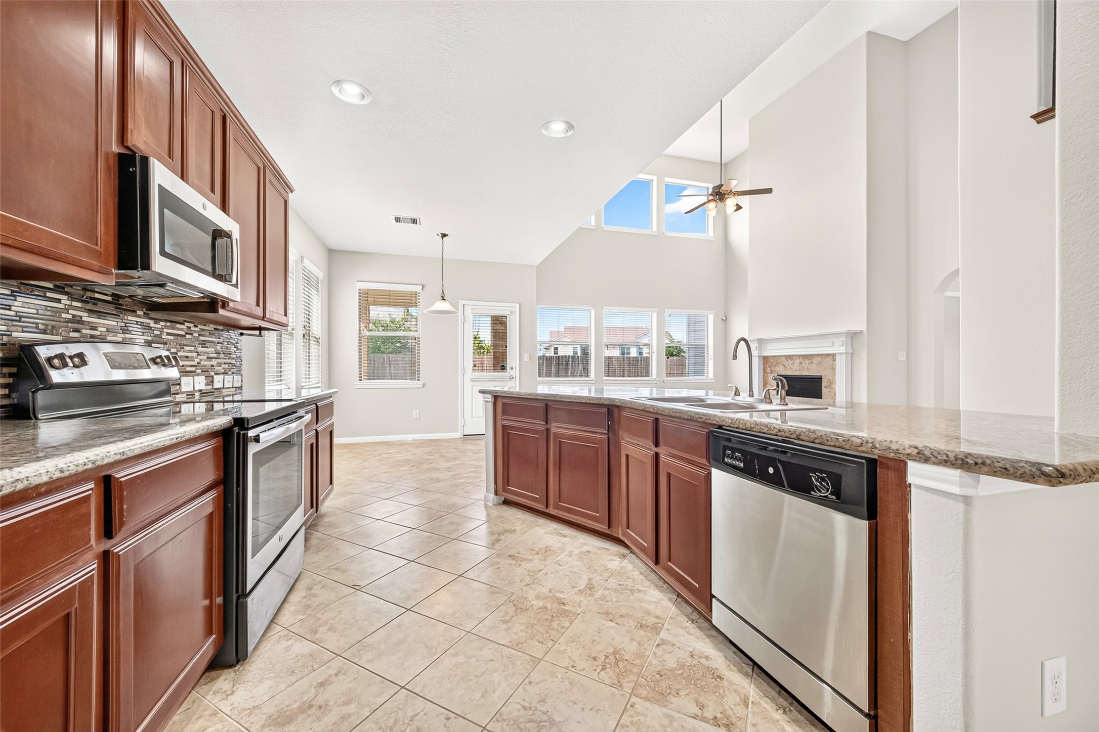20819 Borax Bend Court Property Photo 9