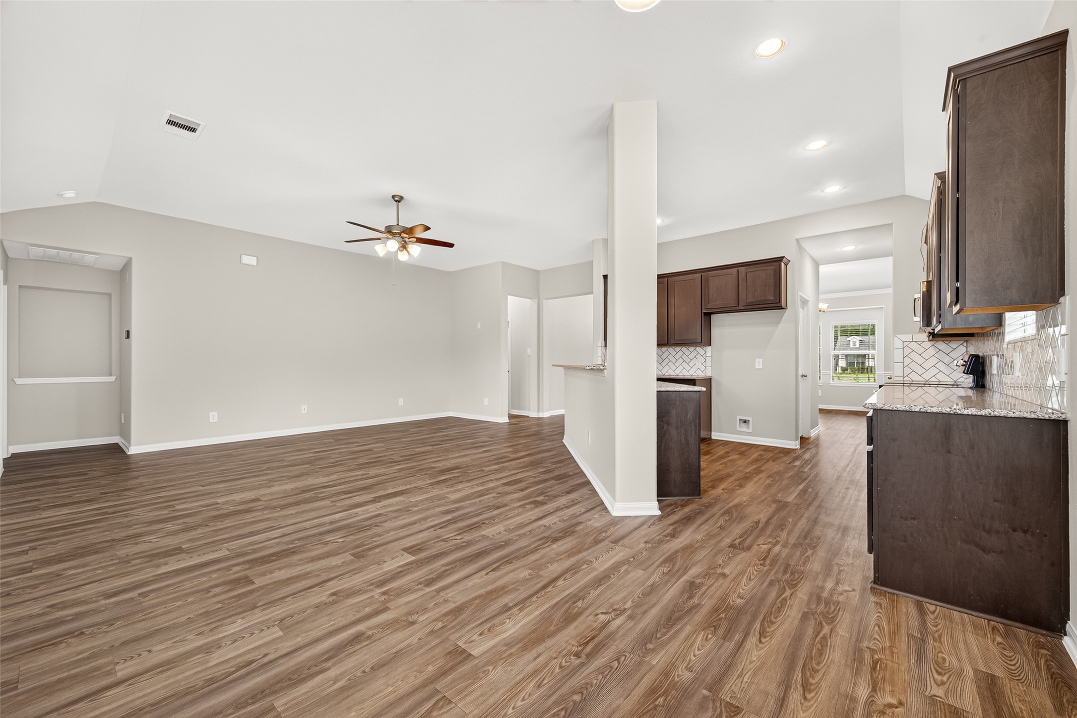 16549 Aransas Street Property Photo 15