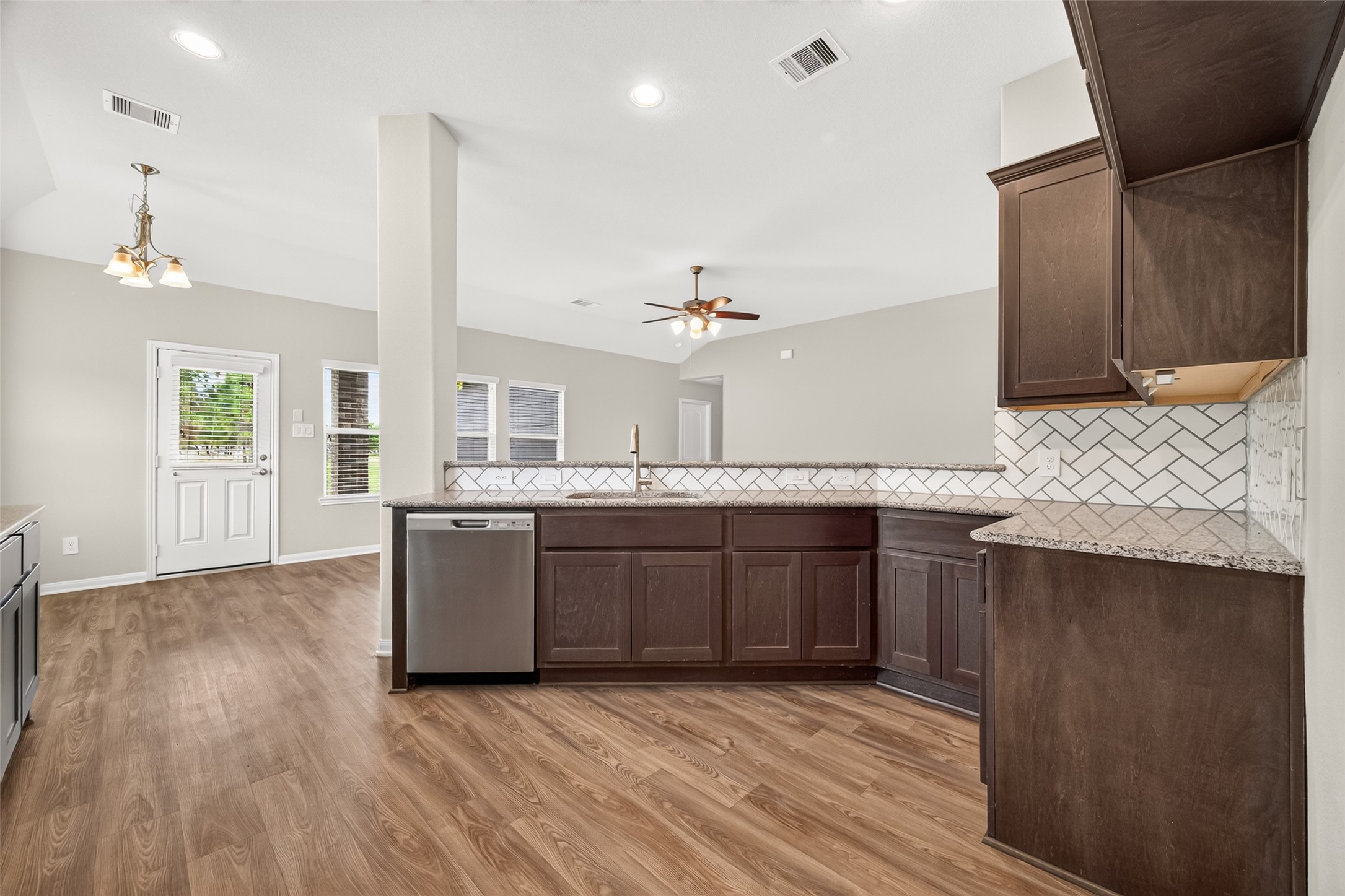 16549 Aransas Street Property Photo 19