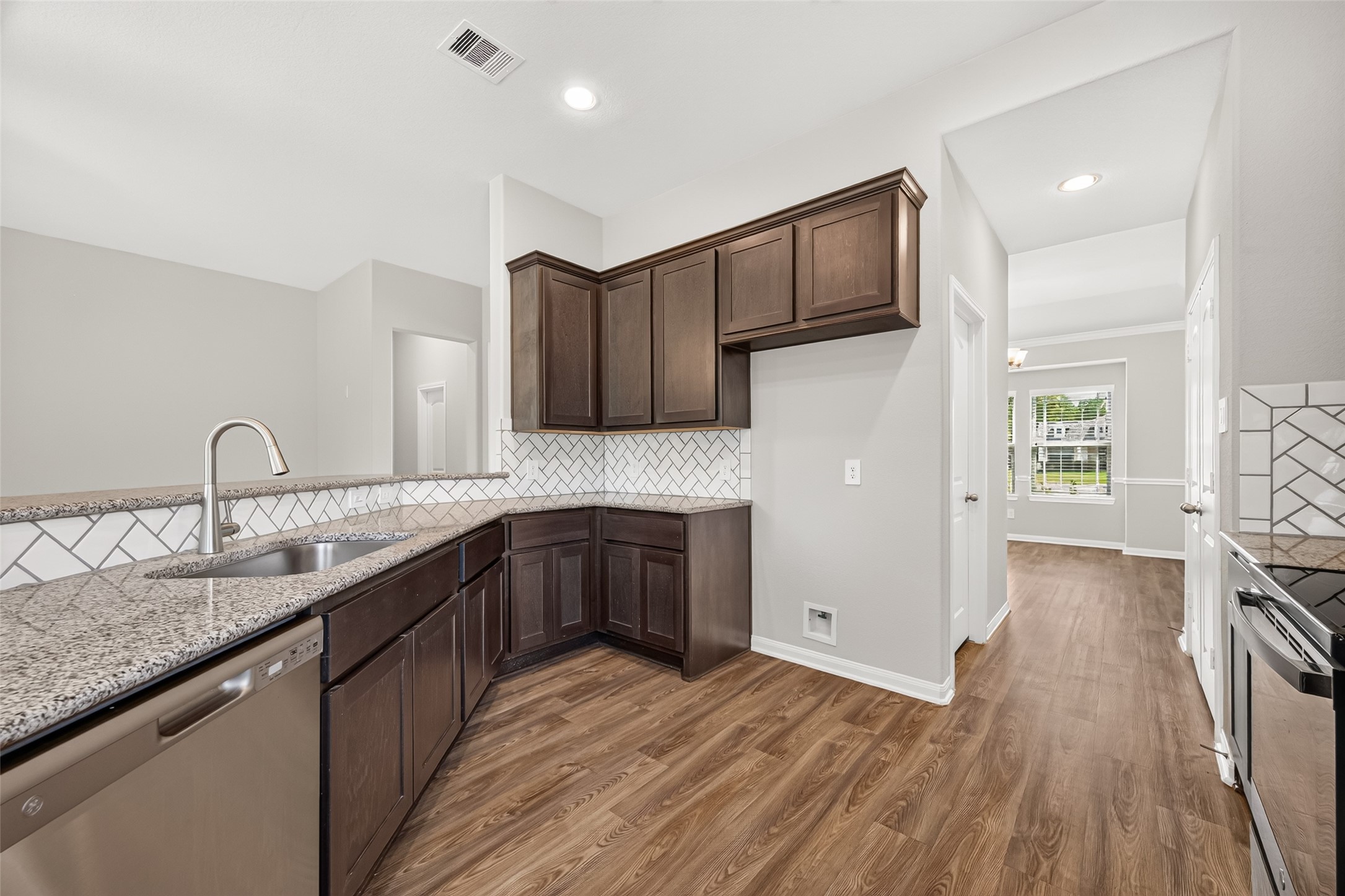 16549 Aransas Street Property Photo 21