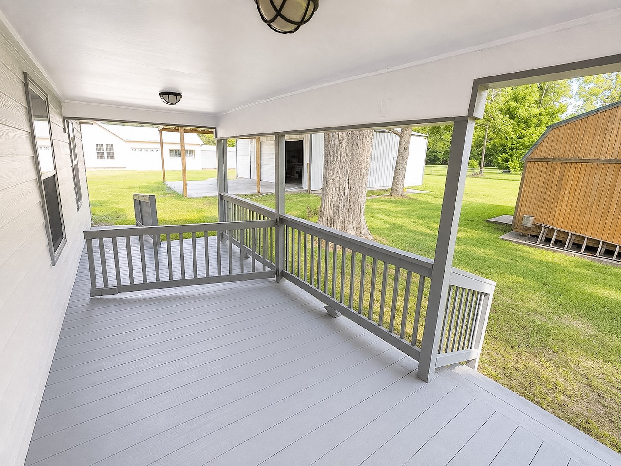 150 County Road 2359 Property Photo 16