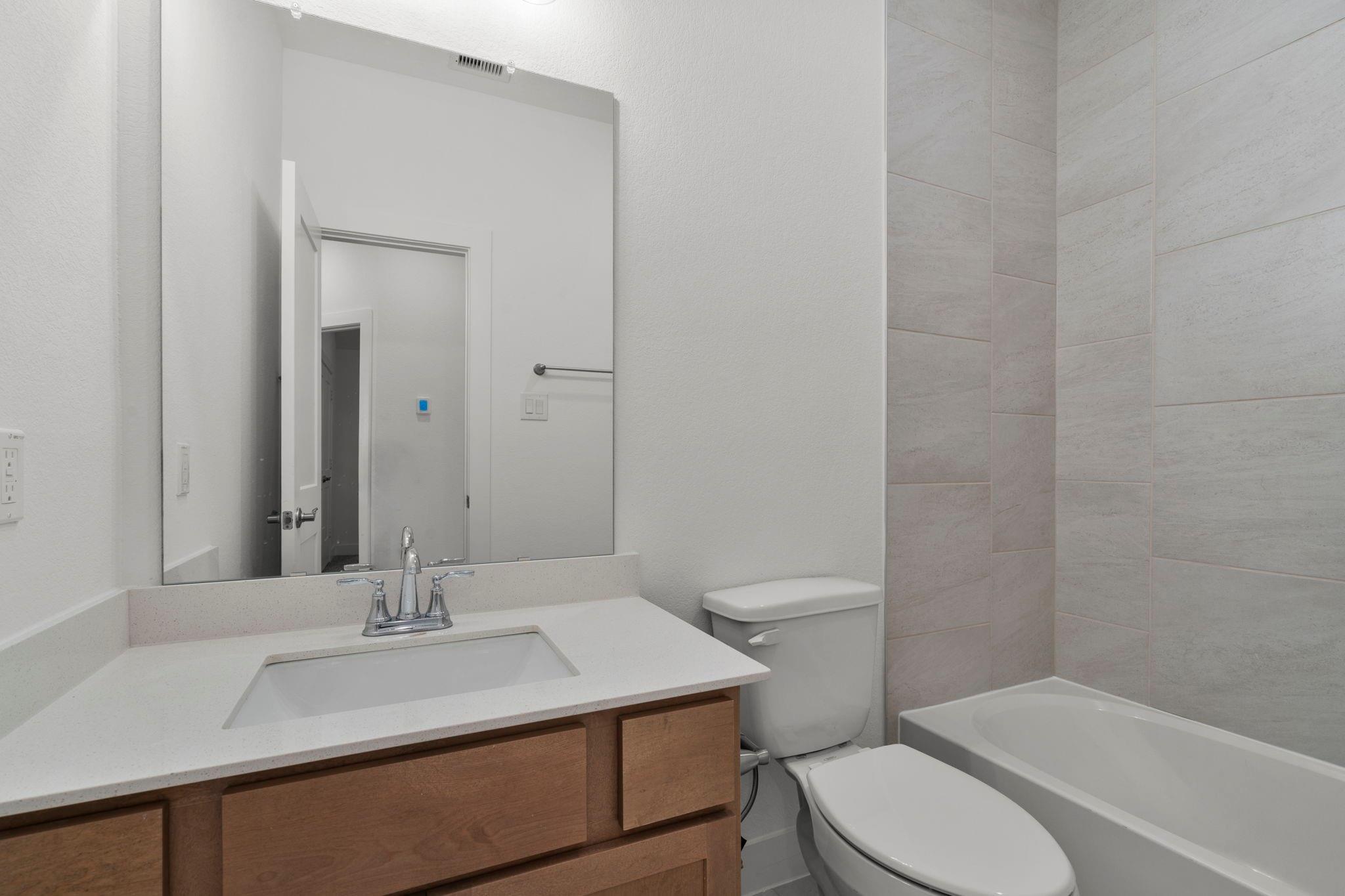 9803 Galaxy Drive Property Photo 10