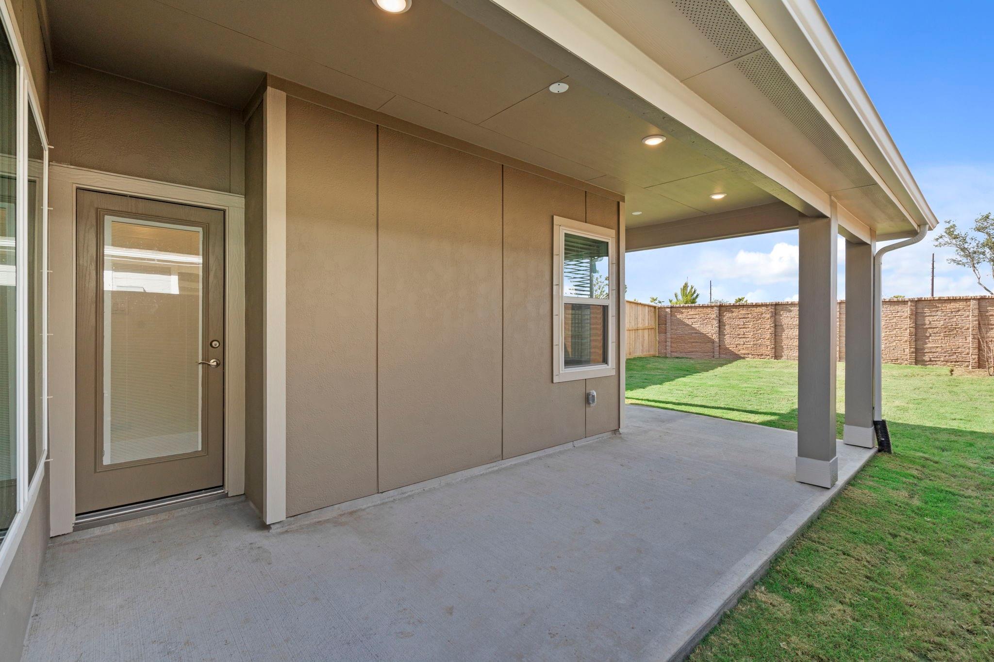 9803 Galaxy Drive Property Photo 21