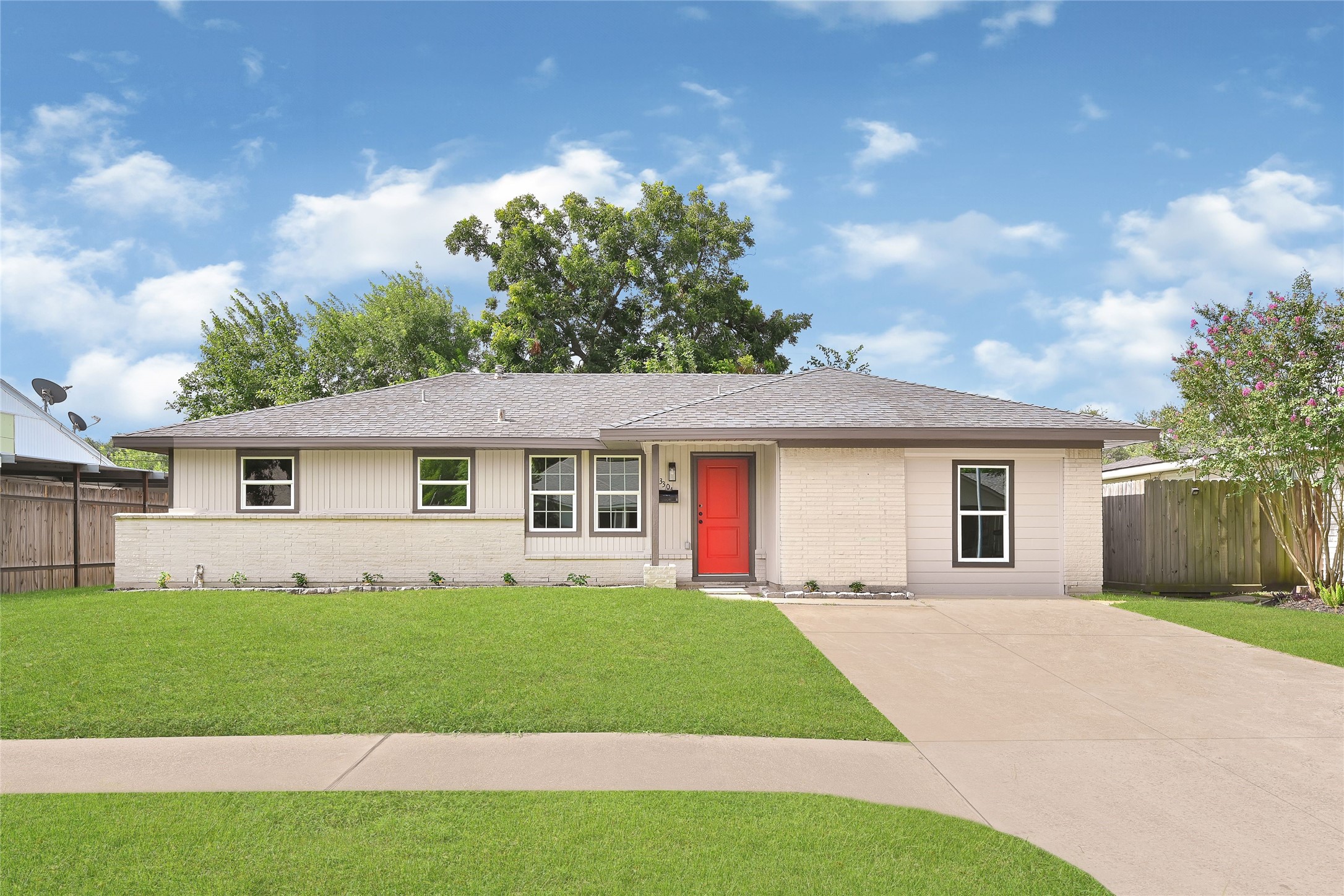 3304 Thornwood Drive Property Photo