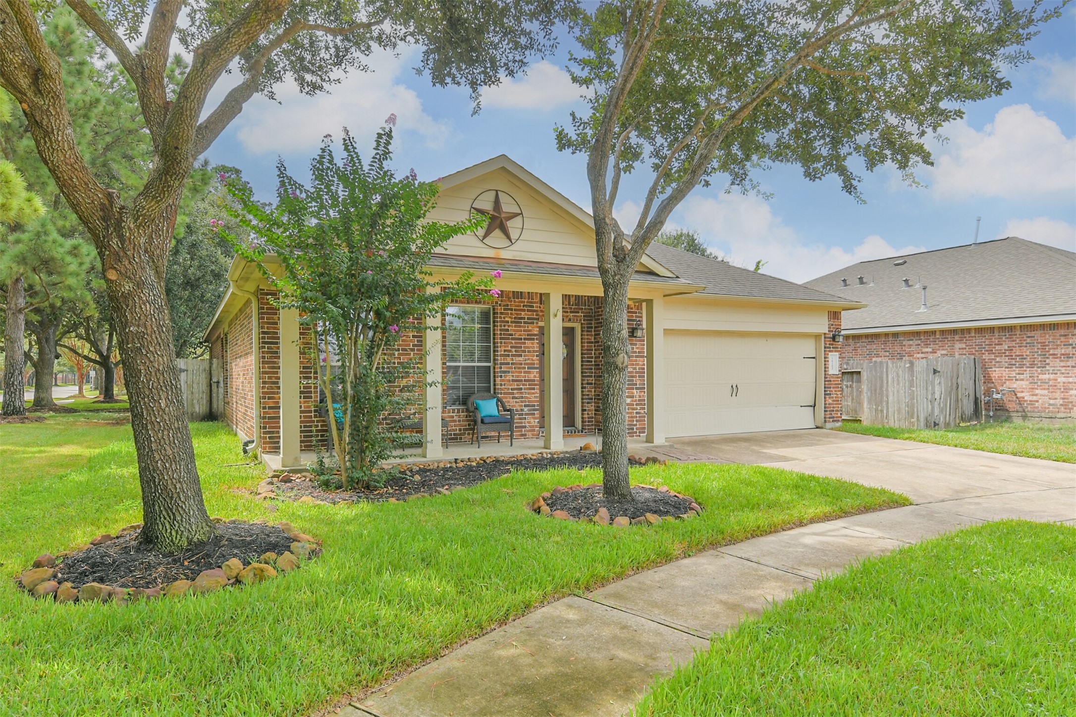 16103 Spur Canyon Court Property Photo 36