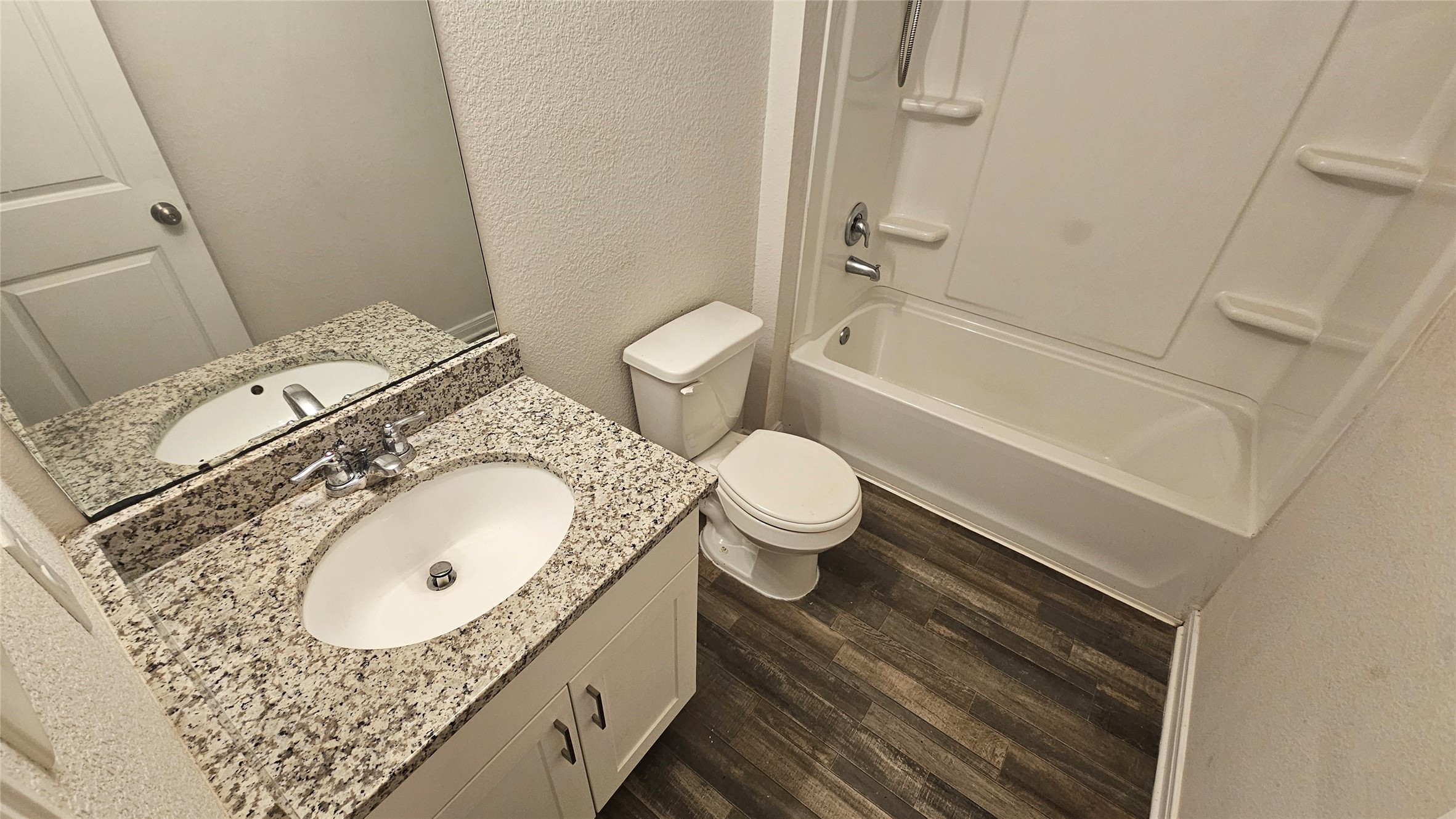 15728 Del Norte Drive Property Photo 8