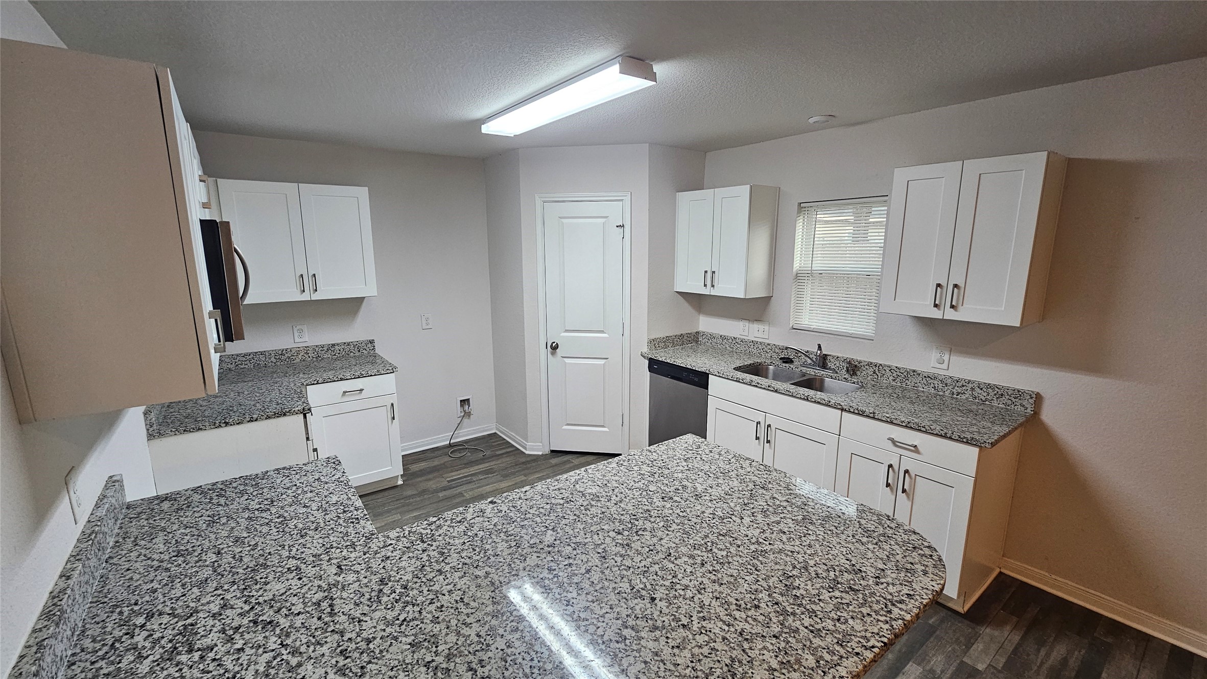 15728 Del Norte Drive Property Photo 11