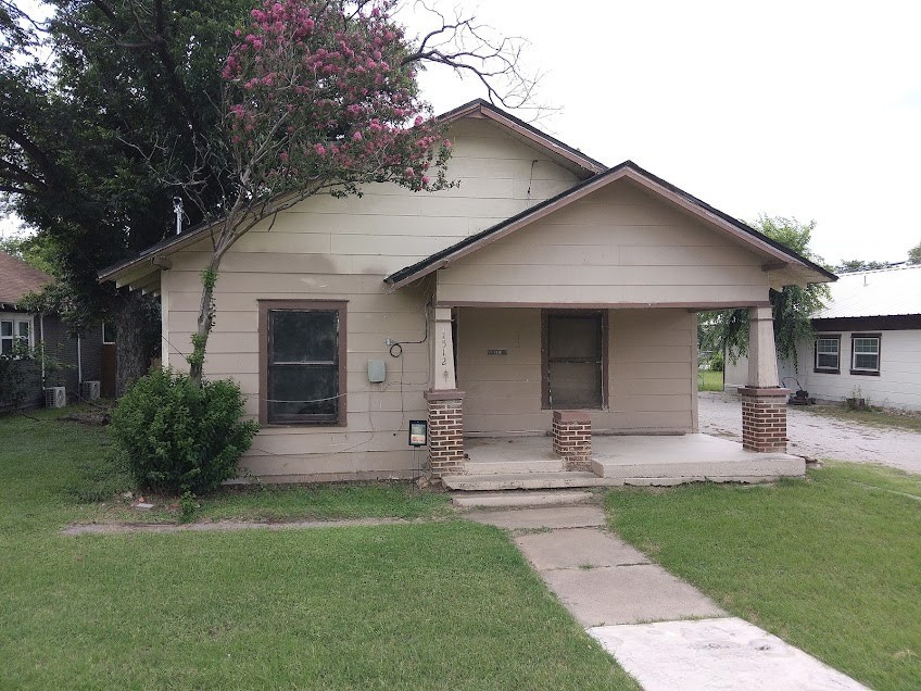 1512 4th Street Property Photo 1